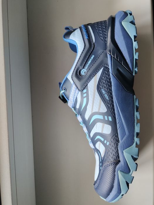 Продам кроссовки Outventure р.41