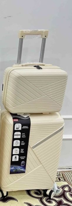 Чемодан  чемодан