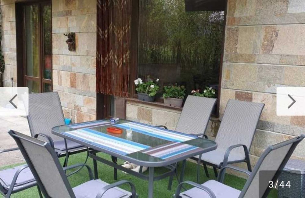 Дава се под наем Тристаен апартамент в Банско - 100 кв.м за 142.8 € - Снимка #1