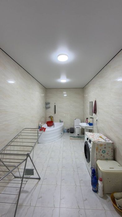 Фаргона коттедж сотилади