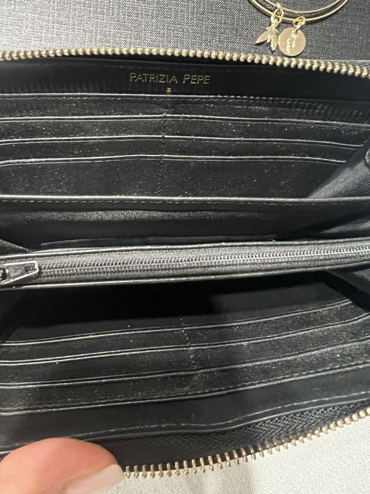 Портфейл Patrizia Pepe out