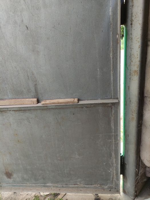 продам металлические   ворота