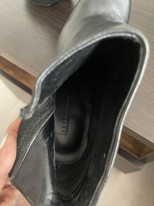 Кожаные ботильоны Zara