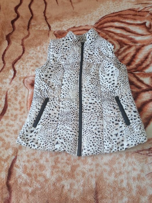 Vestă damă (mărimea S)