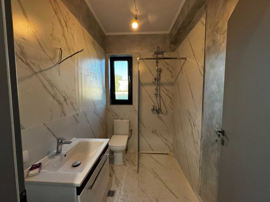 Casă Individuală Modernă de Inchiriat în Crevedia, Dâmbovița -Negociab