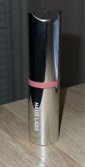 Козметика Fenty, Guerlain, Drunk Elephant, Haus of Labs,Refy, Rhode