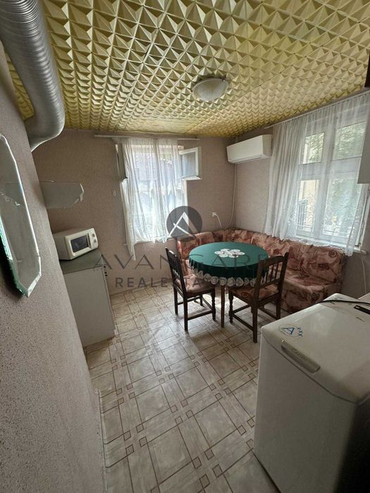 Продава се Етаж от къща в Пловдив, Център - 65 кв.м за 3231 €/кв.м - Снимка #4