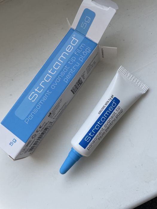 Crema cicatrizantă Stratamed cezariana