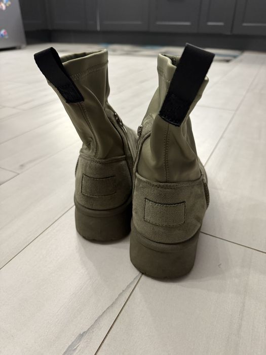 Cize tip ugg marimea 39