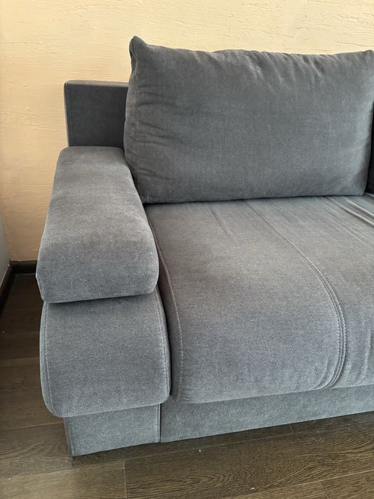 Vând canapea extensibilă living