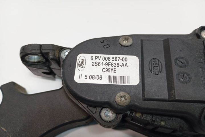 Pedala acceleratie 2S619F836AA Ford Fusion prima generatie seria