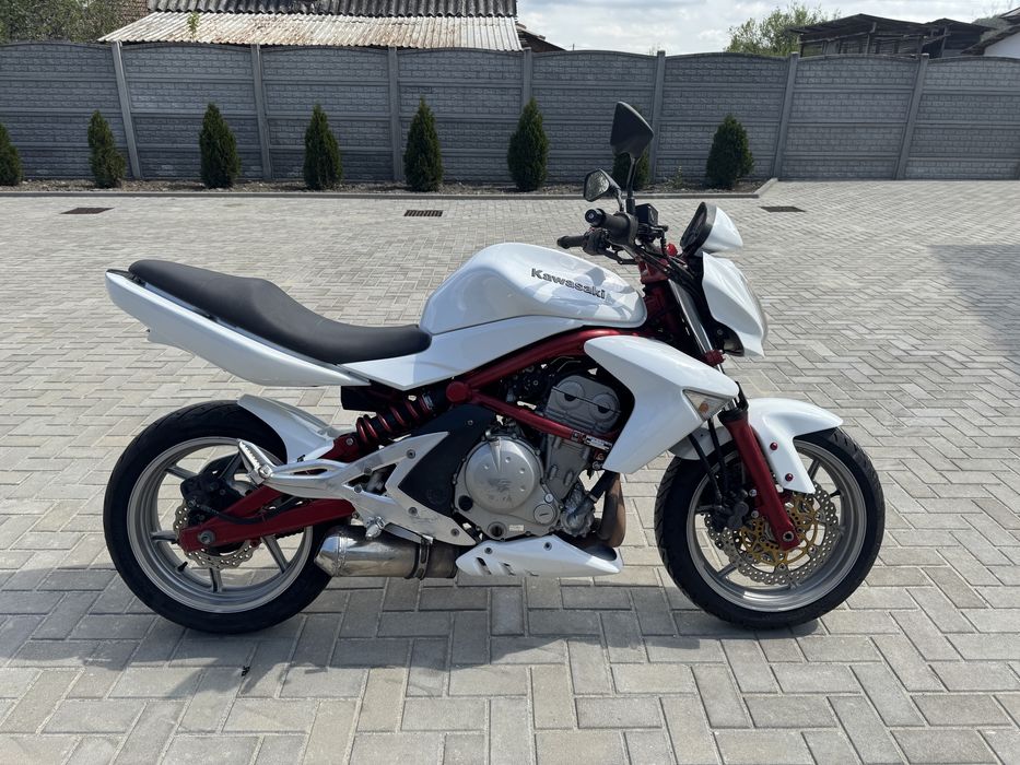 Kawasaki Er6-N, A2 !