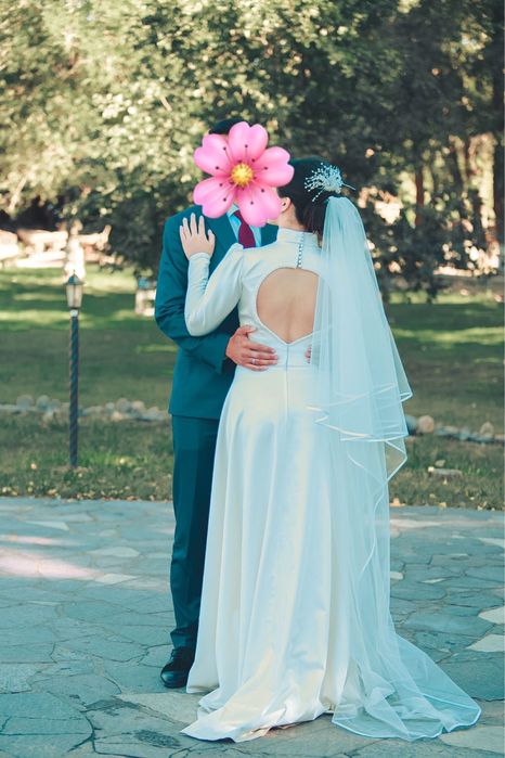 красивое элегантное свадебное платье