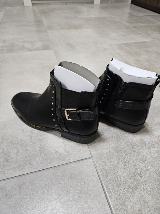 Боти River Island