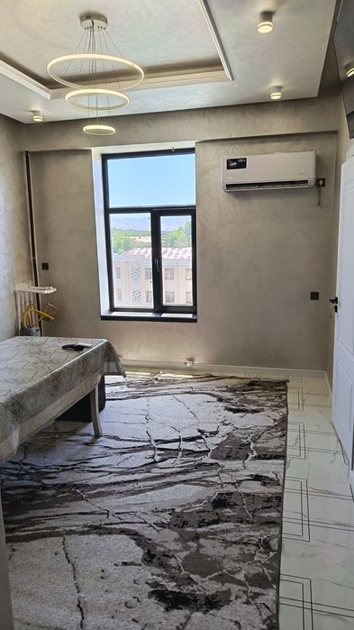 Rudakiy kuchisi 225 uydan 3 xonalik kvartira ijaraga beriladi.