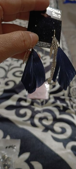 Продам новые сережки очень красивые