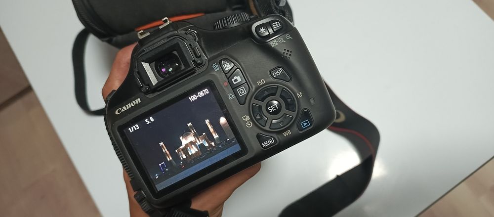 Фотоаппарат Canon 1100D