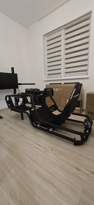 Playseat F1 Intelligence cockpit
