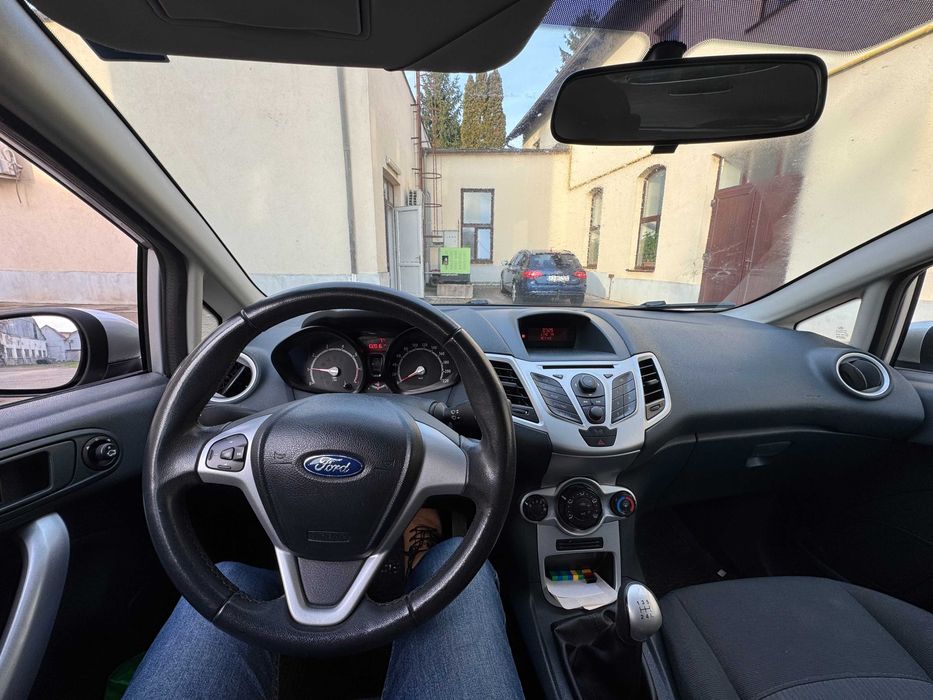 Proprietar vând Ford Fiesta 2012, 102.000 km reali