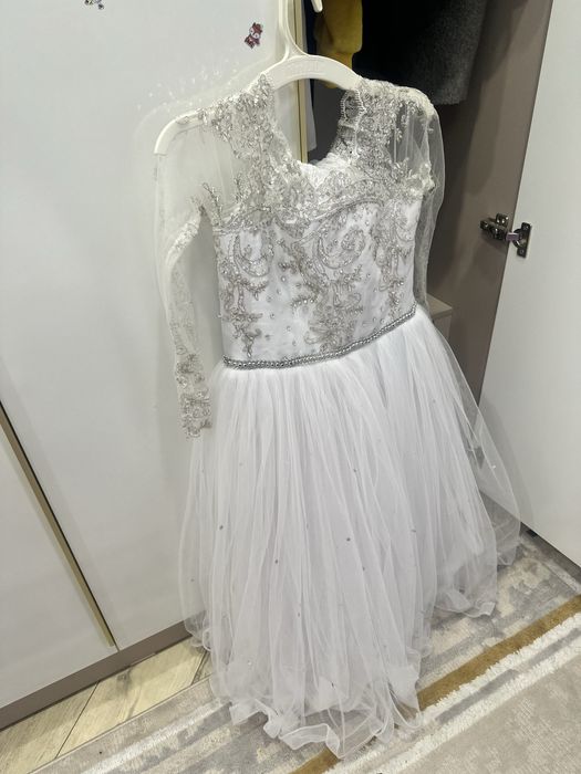 Плстье нарядное для девочки