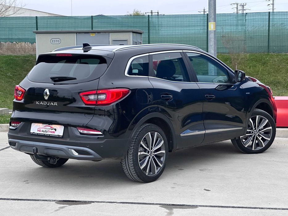 Renault Kadjar BOSE Edition / 1.3tCe - 160Cp / Panoramic / LED / Sport