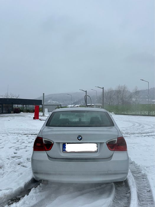 Vand bmw e90 anul 2005