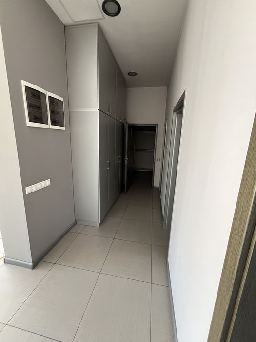 Дава се под наем Офис в София, Хладилника - 324 кв.м за 2400 € - Снимка #14