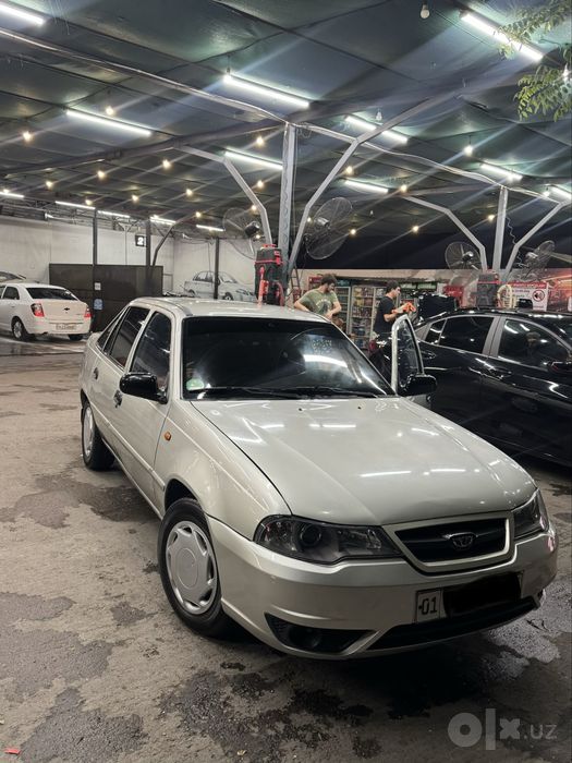 Nexia 1.6 2009 sotiladi
