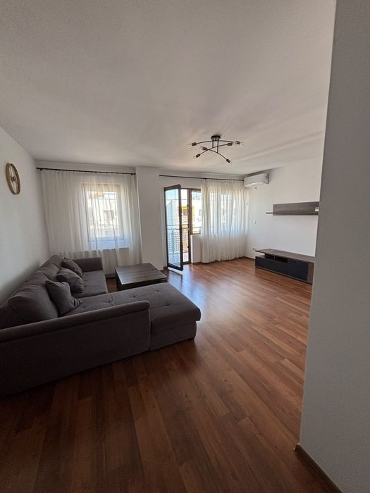 Apartament de inchiriat