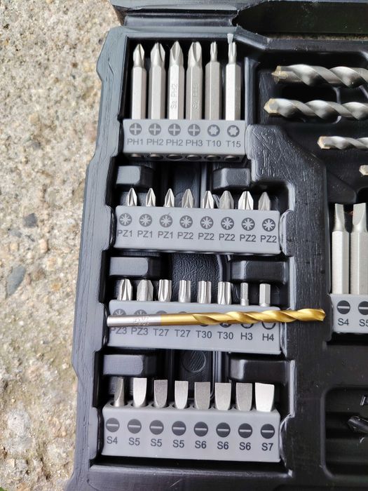 Комплект свредла и битове Boxer