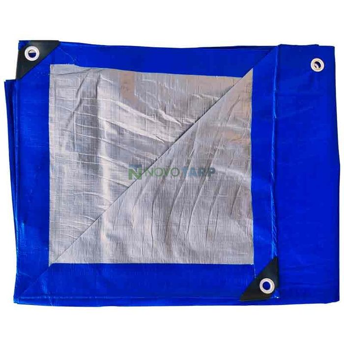 Тент из тарпаулина.