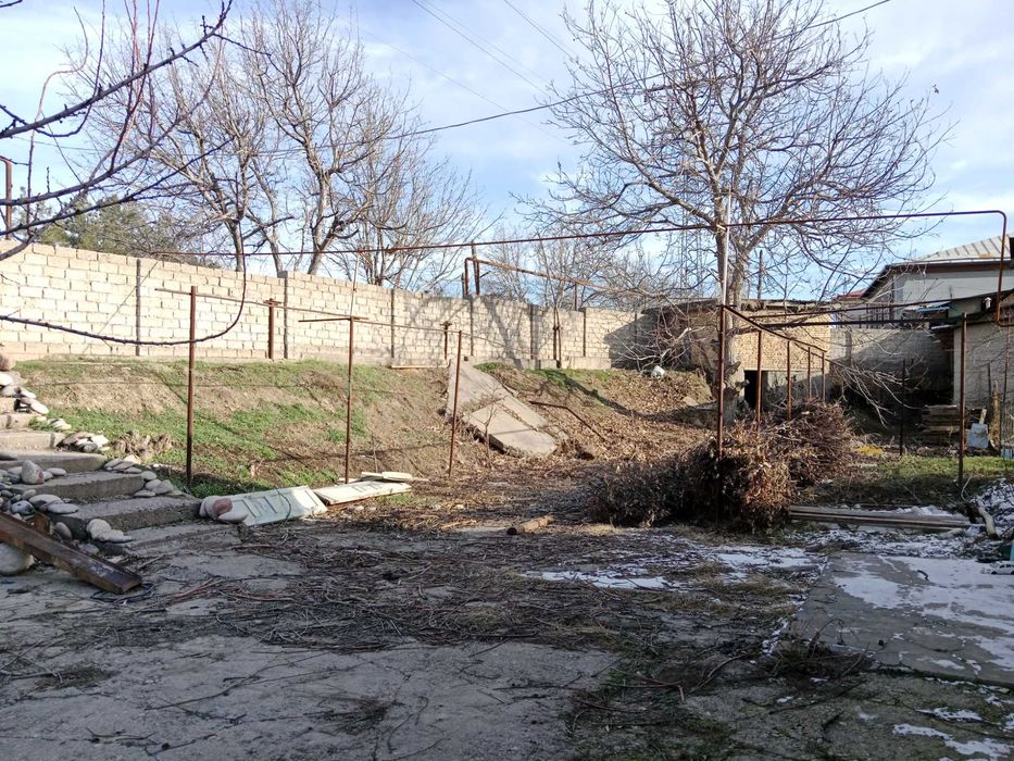 Земельный участок под строительство в Чирчике