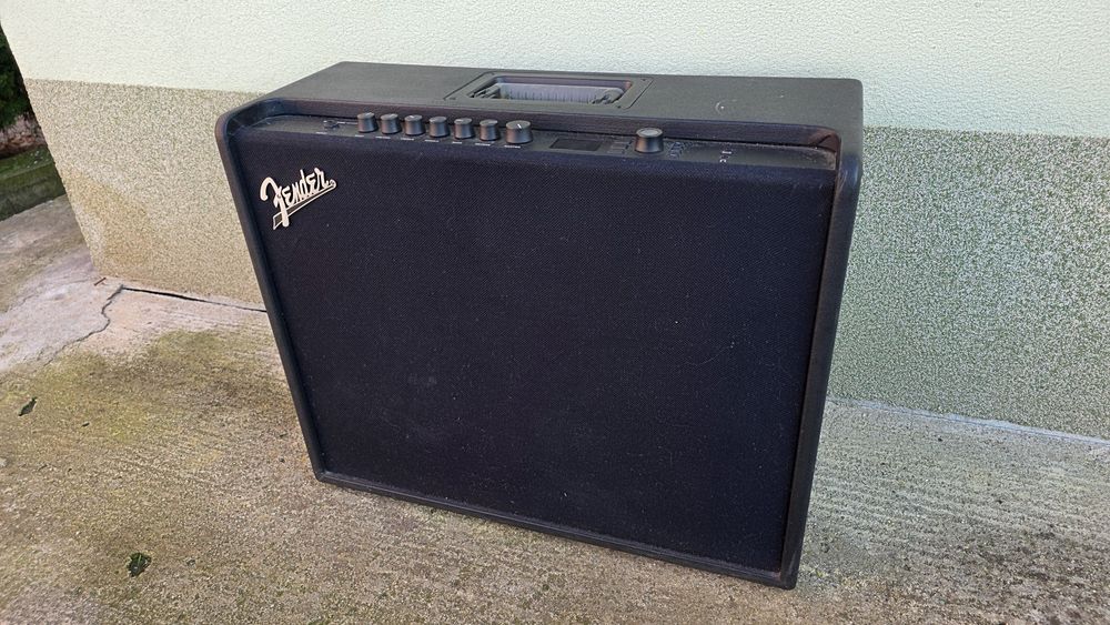 Fender Mustang GT200