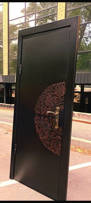 Двери металлические с усиленным полотном
