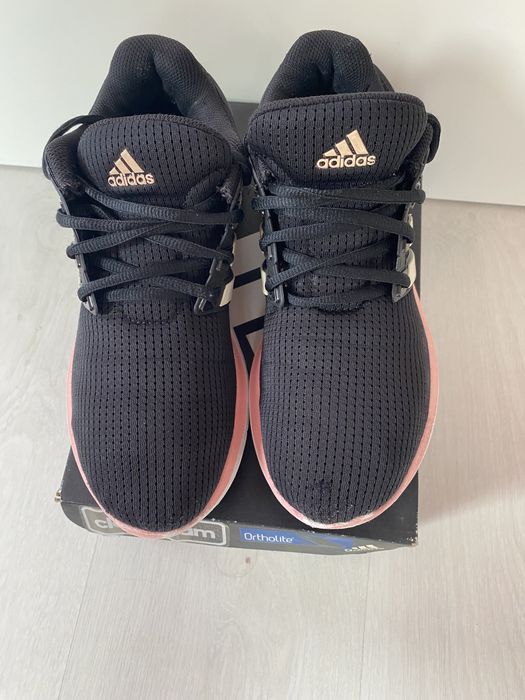 Adidași adidas fete