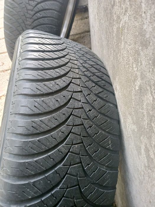Гуми 255/55/18 Falken All Seasen