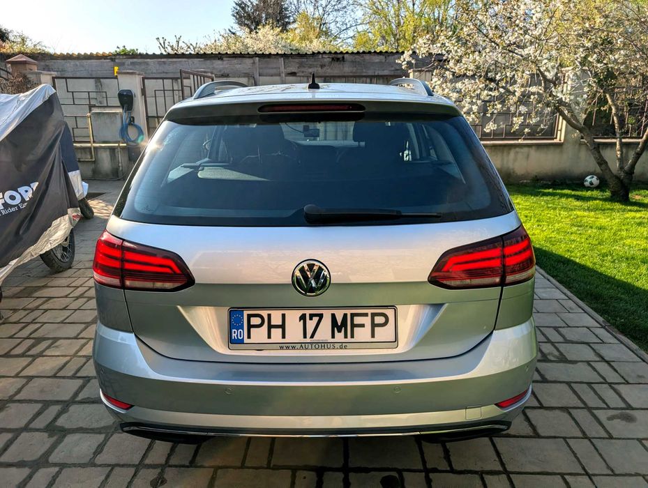 Volkswagen Golf VII Variant 2.0 TDI 150CP DSG Comfortline | LED | ACC | Navigatie