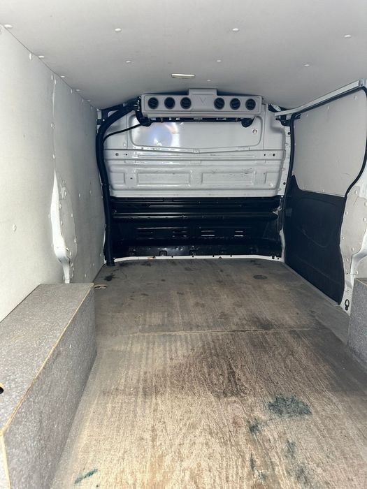 Vând Opel vivaro Frigorific.