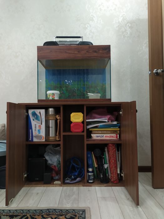 Продам аквариум с тумбой