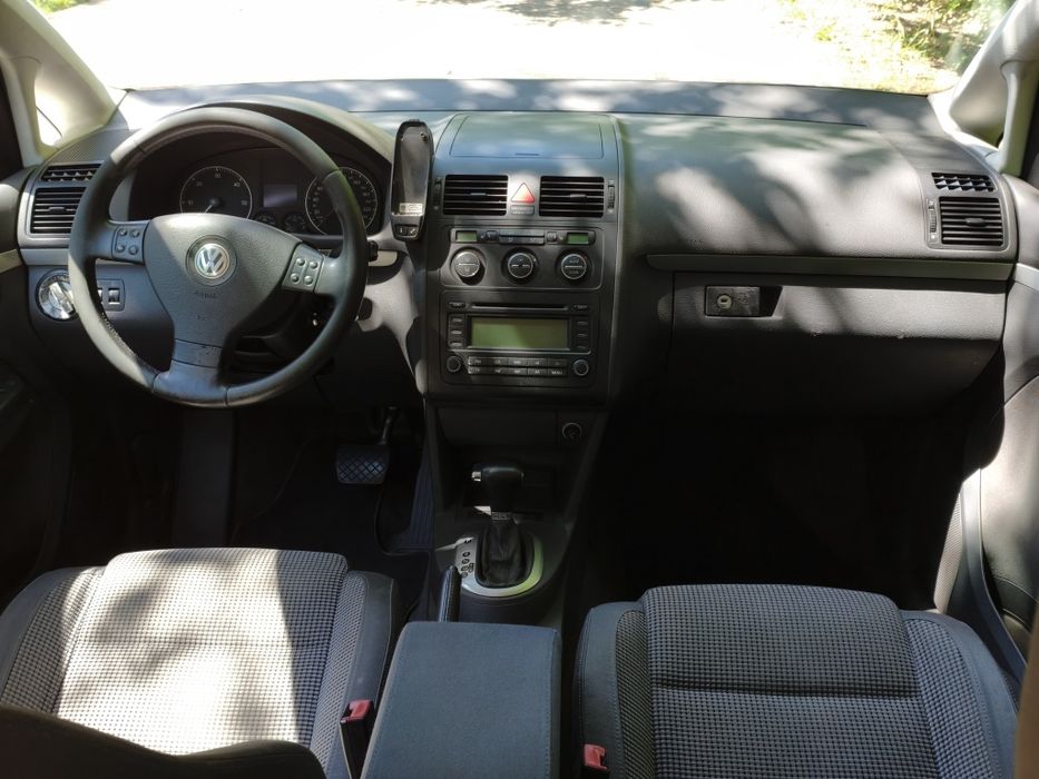 Volskwagen Touran 2.0 TDI BKD DSG