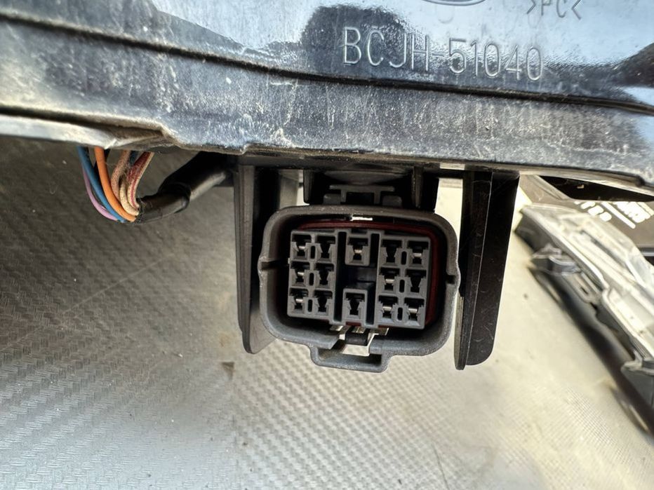 Far stanga Mazda 3 HALOGEN LED 2019/2020/2021/2022