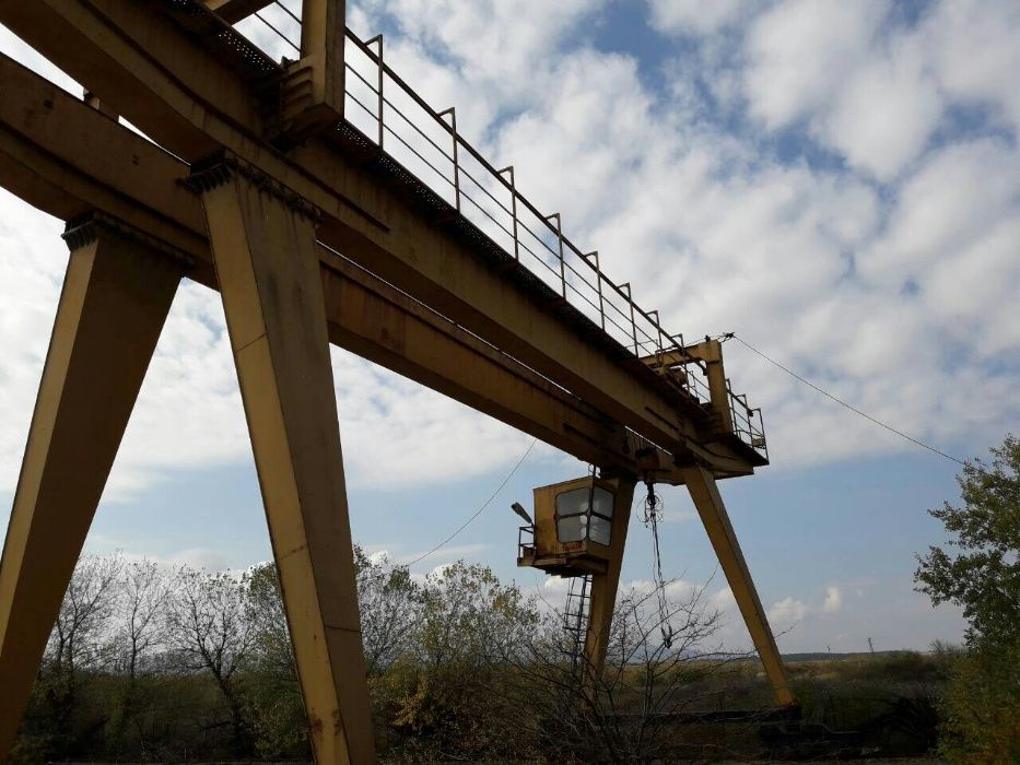 Ел. Мотор 30кв,22кв,11кв за мостов портален кран 20/5т 16,5м, Лк=22.5м