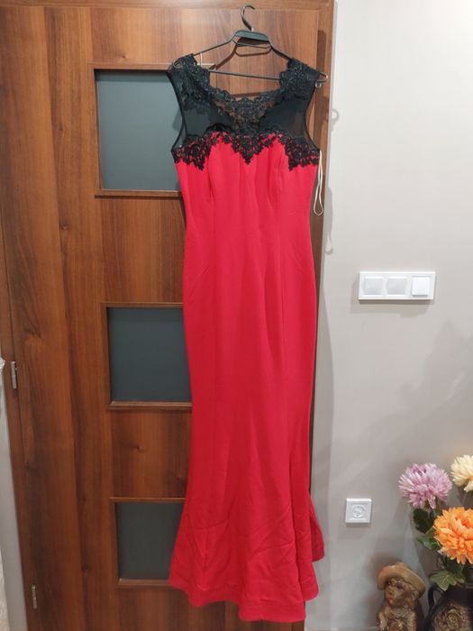 Дамски официални  рокли