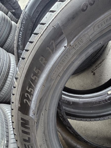 225/55/17 MICHELIN 2бр