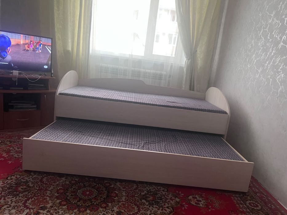 Продам  подрасковую кровать