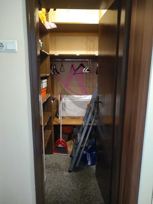 Дава се под наем Двустаен апартамент в Варна, Базар Левски - 65 кв.м за 525 € - Снимка #3