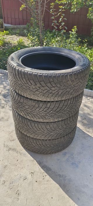 Продам зимнюю резину pirelli