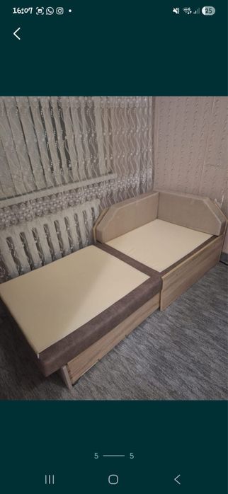 Кресло кровать .