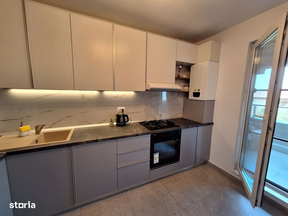 Proprietar, 2 cam Otopeni, zona Parc Unirii, impecabil