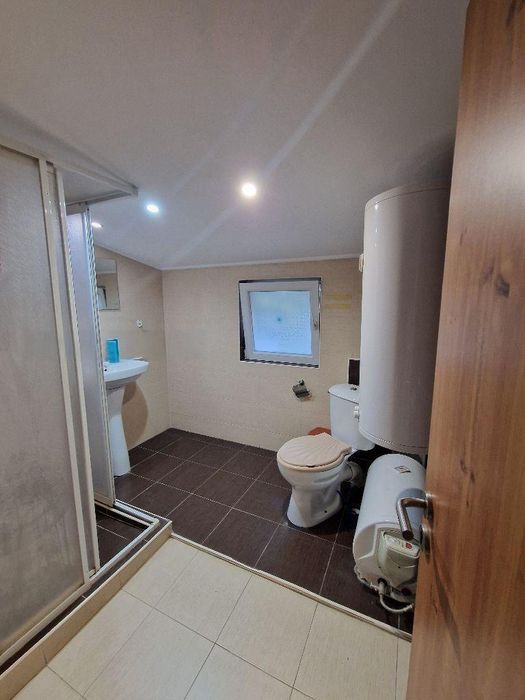 Дава се под наем Тристаен апартамент в Пловдив, Център - 100 кв.м за 500 € - Снимка #7